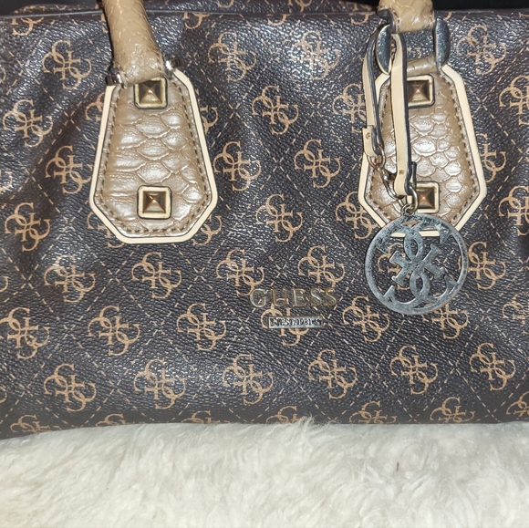 Purse - Picture 2 of 5